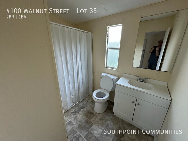 Building Photo - 4100 Walnut St