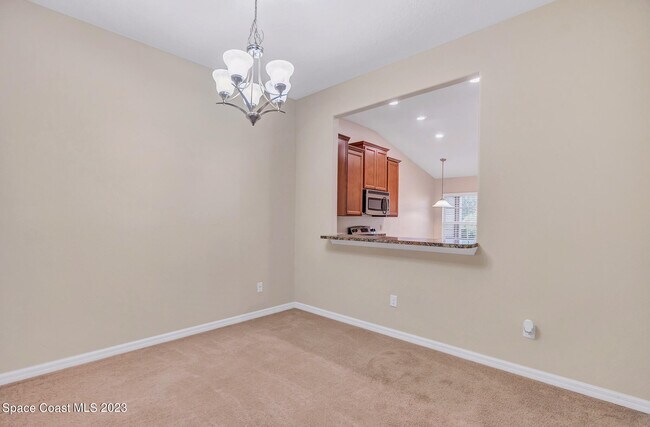 Building Photo - 3496 Bancroft Dr