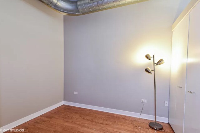 Building Photo - 650 W Wayman St
