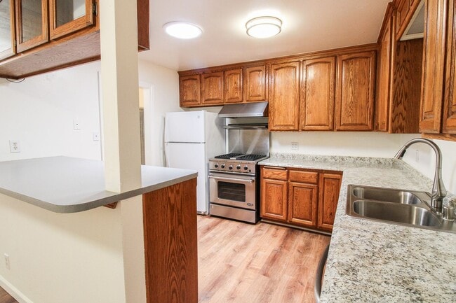 Building Photo - 1710 Huasna Dr