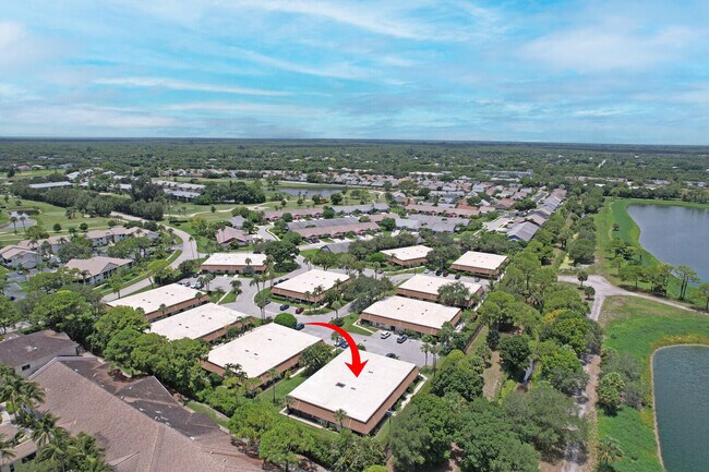 Building Photo - 104 Half Moon Cir