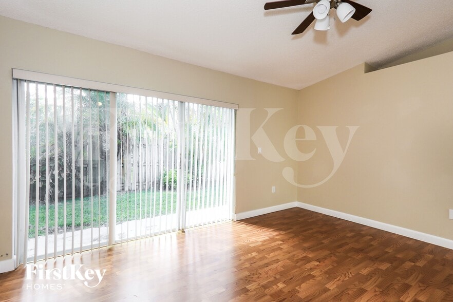 Building Photo - 9817 SW 222nd Terrace