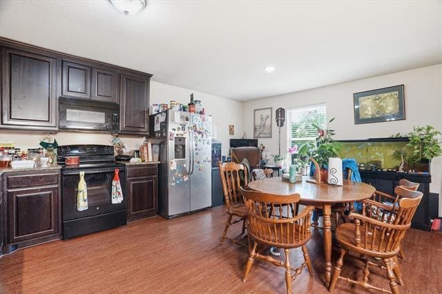 Building Photo - 1812 Village Park Trail