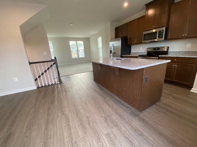Building Photo - 2677 Bears Den Dr
