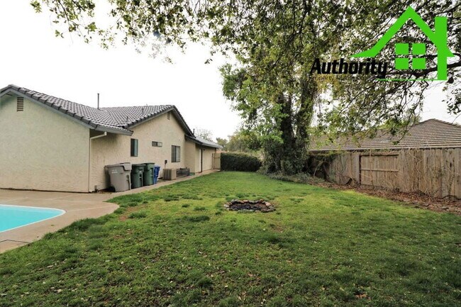 Building Photo - 3610 Sunwood Dr