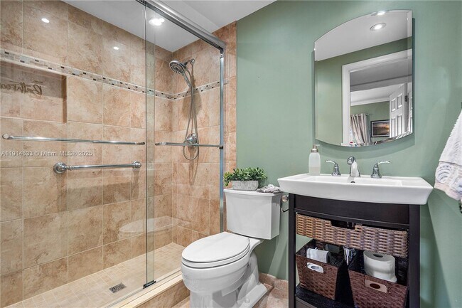 Building Photo - 1501 S Ocean Blvd