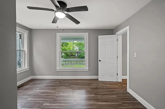 Building Photo - 5811 Bramble Ave