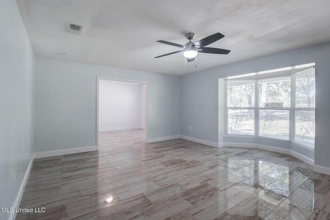 Building Photo - 22530 Saucier Lizana Rd