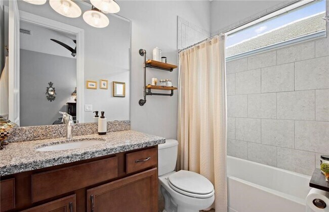 Building Photo - ** BENT CREEK PRESERVE UNFURNISHED POOL HO...