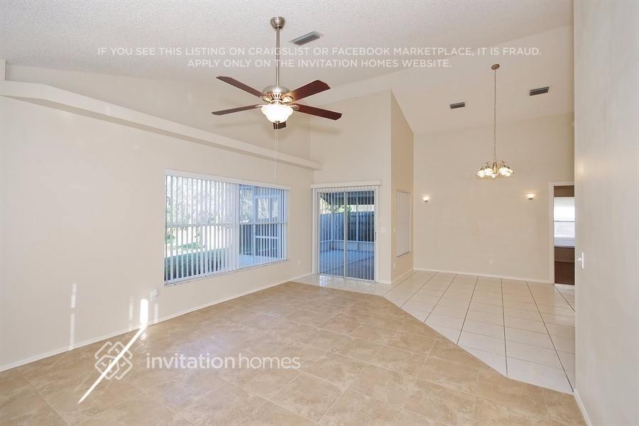 Building Photo - 914 River Cove Ave