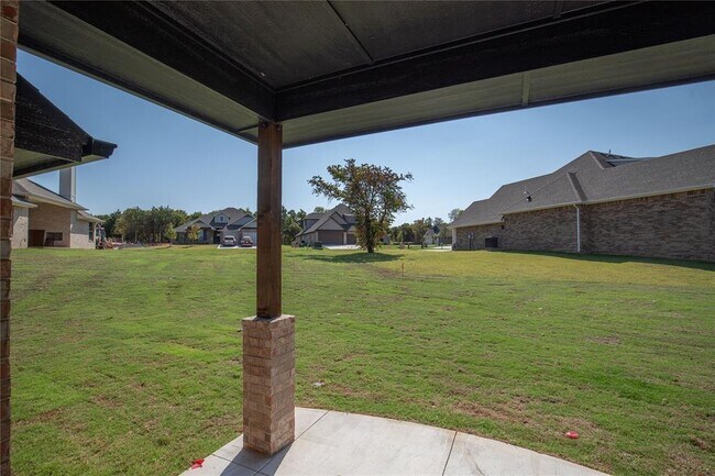 Building Photo - 8800 Tyrion Dr