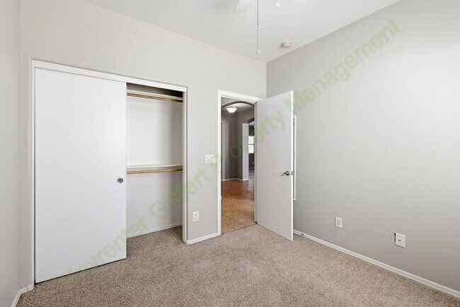 Building Photo - 35734 N Zachary Rd