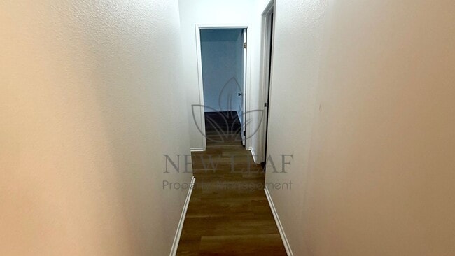Building Photo - Charming 2-Bedroom Condo in North Pomona – Prime Location!