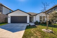 Building Photo - 17205 Adoro Dr