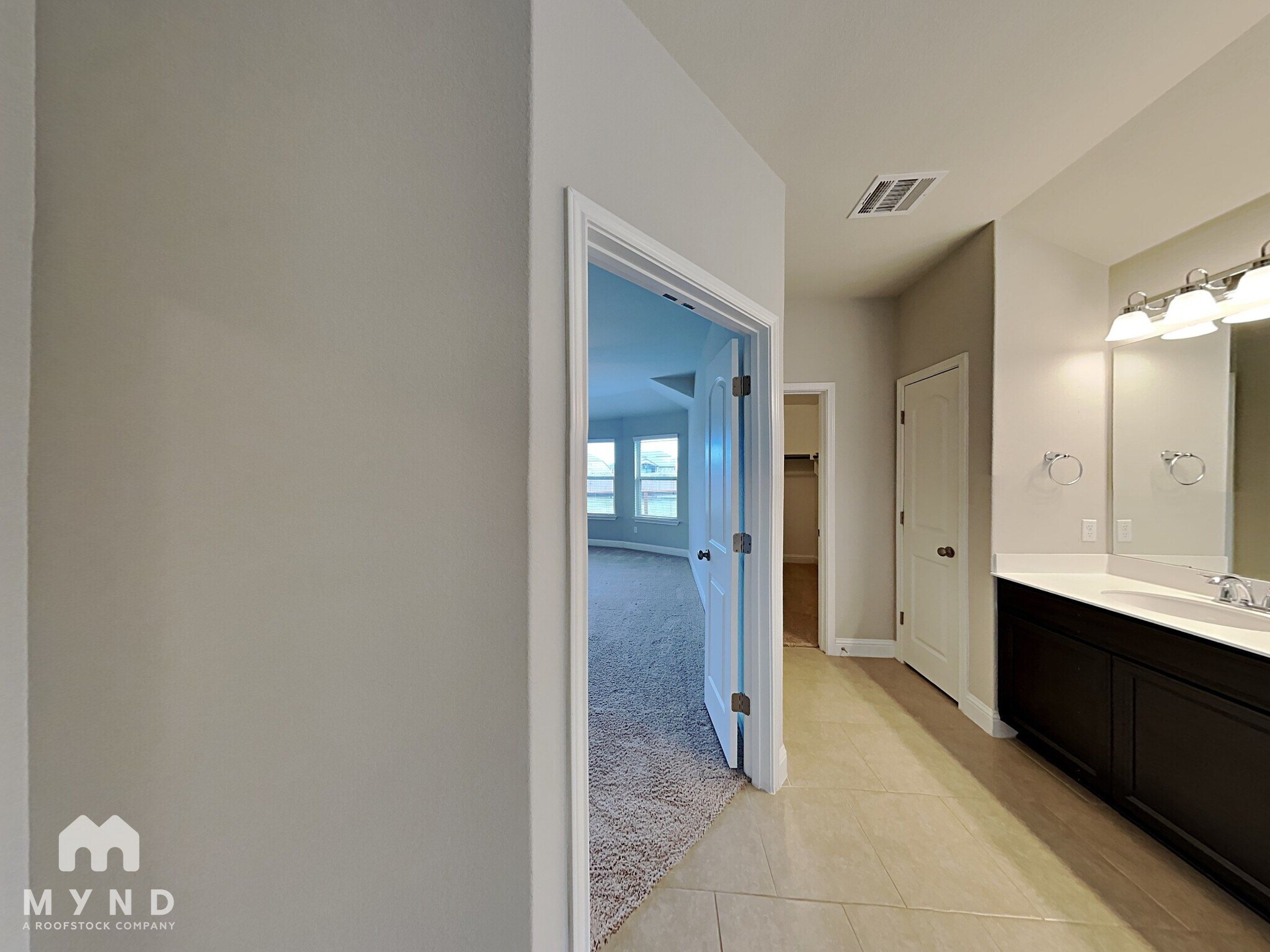 Building Photo - 3367 De Coronado Trail
