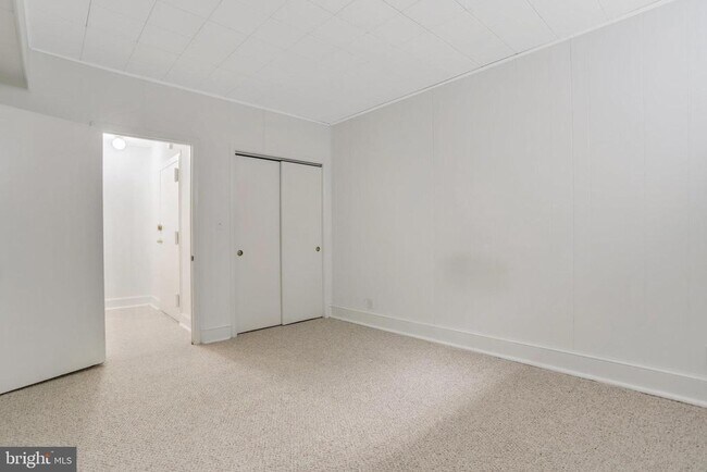 Building Photo - 3369 S Stafford St