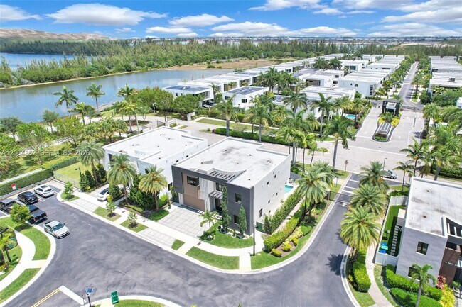 Building Photo - 7509 NW 99th Ave