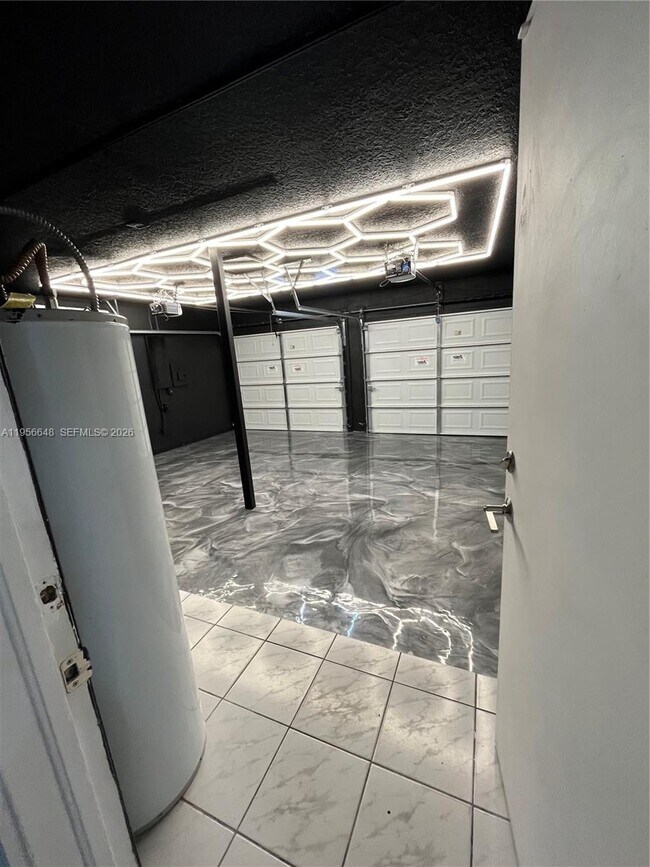 Building Photo - 7415 Coldstream Dr