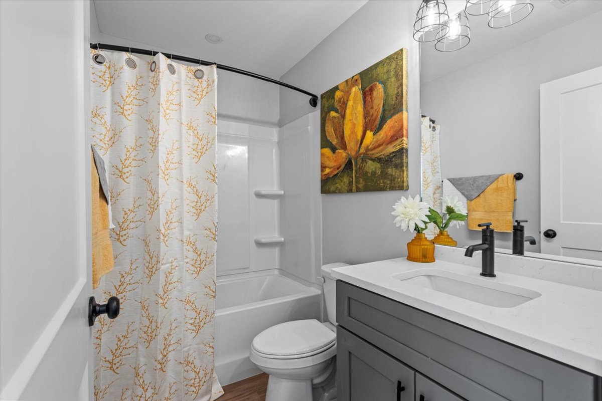 Building Photo - Room in Townhome on Freeze Ave NW