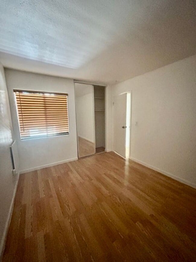 Building Photo - Available Now! Spacious 2BD/2BA Condo in Prime Del Cerro Location near SDSU!