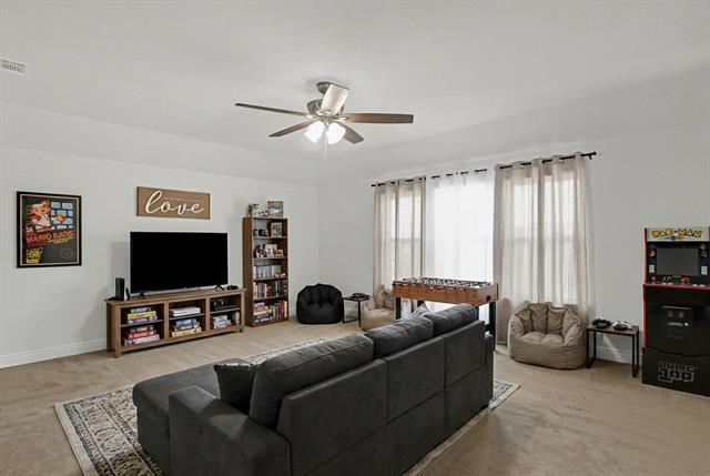 Building Photo - 208 Copper Canyon Dr