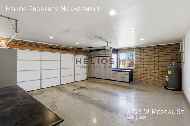 Building Photo - 3723 W Mescal St