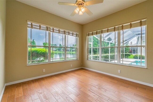 Building Photo - 10559 Greencrest Dr