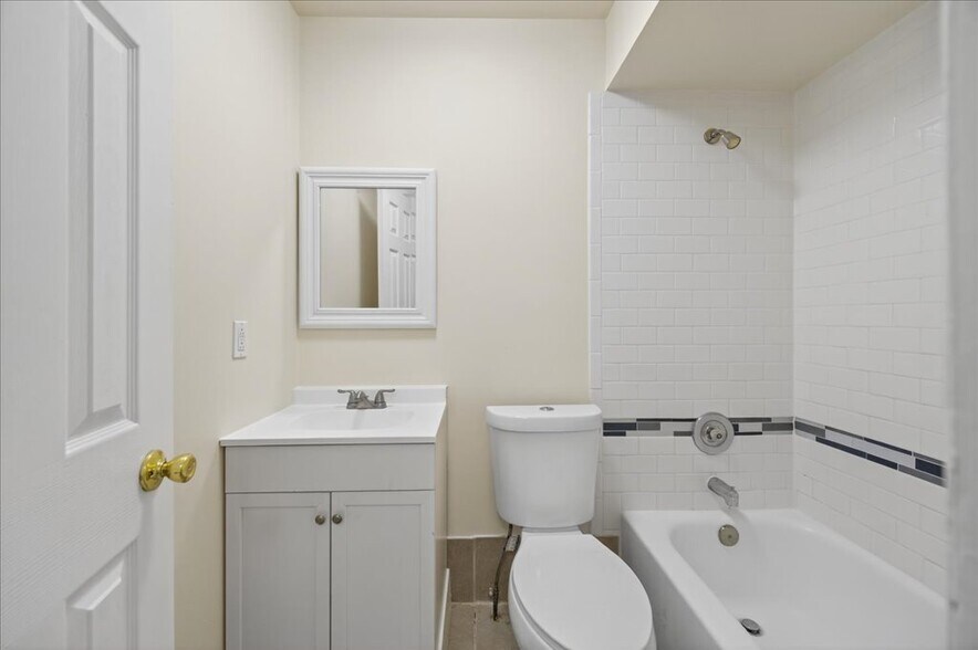 Building Photo - 1408 Cherry Hill Dr
