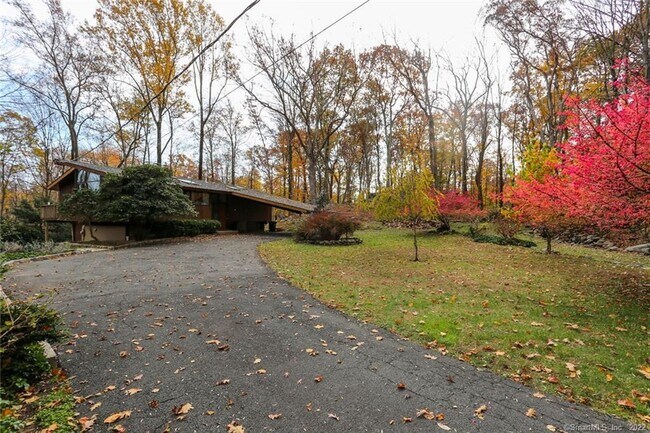 Building Photo - 361 Mill Rd