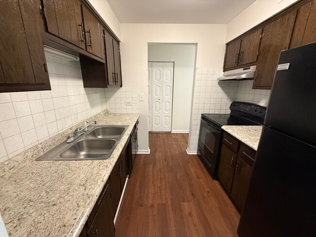 Building Photo - 2310 N Harlem Ave