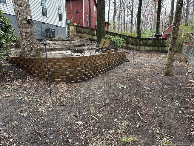 Building Photo - 304 Rangoon Ct