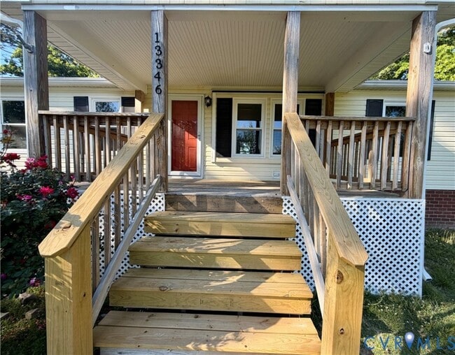 Building Photo - 13346 Bradley Bridge Rd