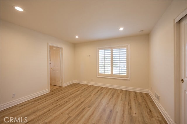 Building Photo - 10 Dorchester Green