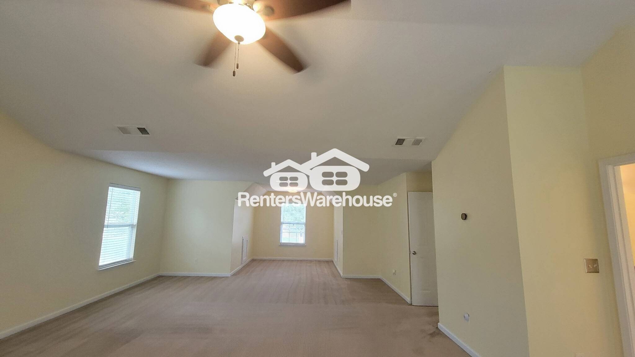 Building Photo - 118 Laughlin Dr