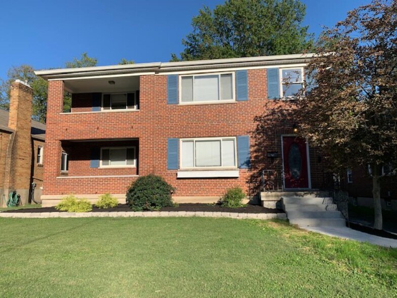 House - 6422 Fairhurst Ave