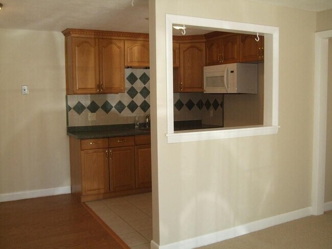 Building Photo - 18 Washington St