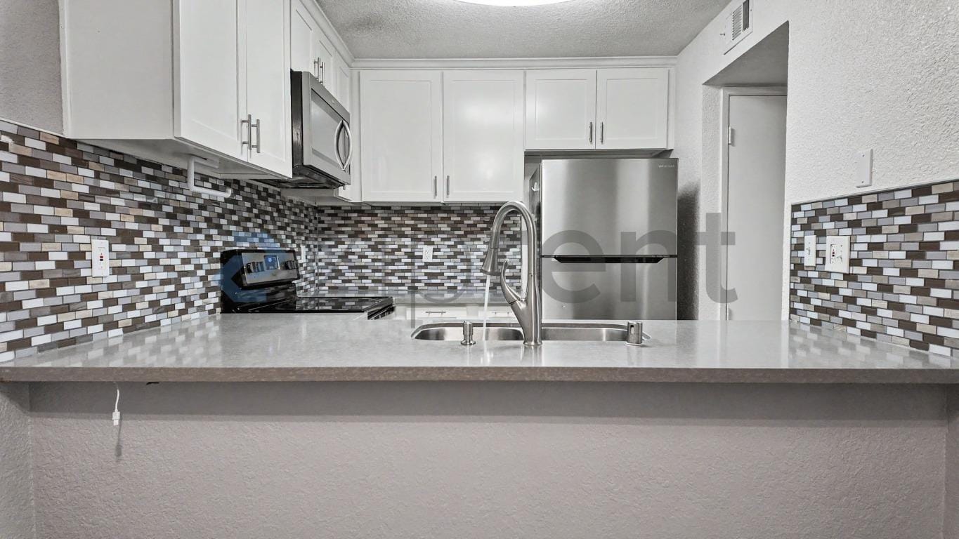 Building Photo - Unit 164