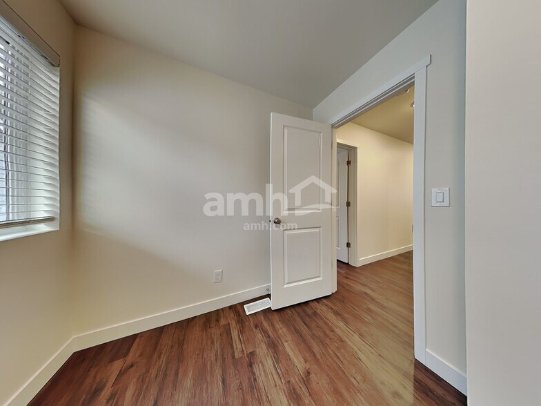 Building Photo - 7914 Verona Loop
