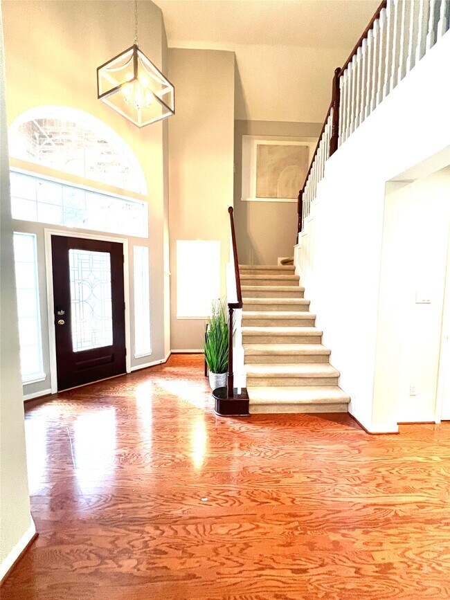 Building Photo - 27 E Shale Creek Cir