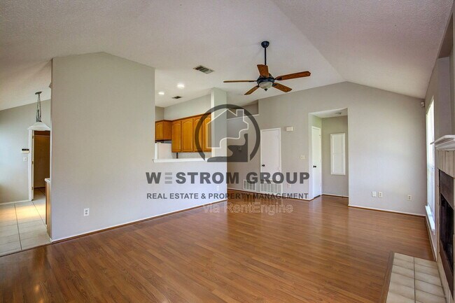 Building Photo - 8533 Brushy Creek Trail