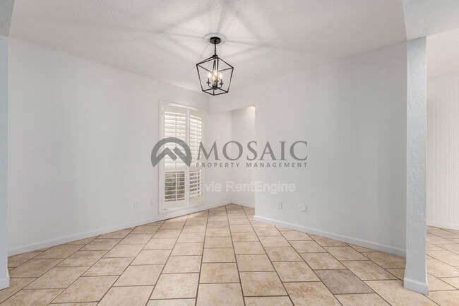 Building Photo - 17255 Ledferd Ln
