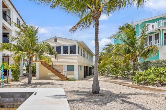 Building Photo - 235 Tavernier Dr