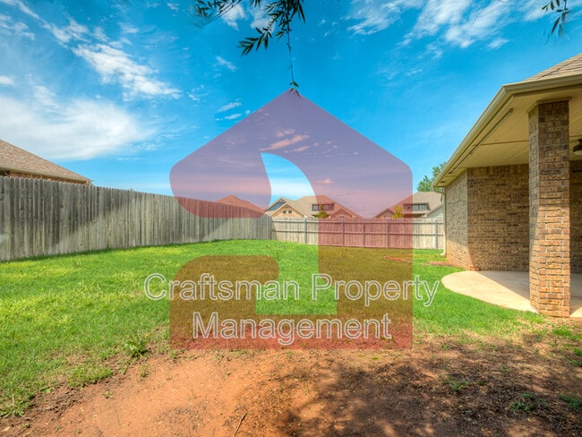 Building Photo - 3413 Huron Cir