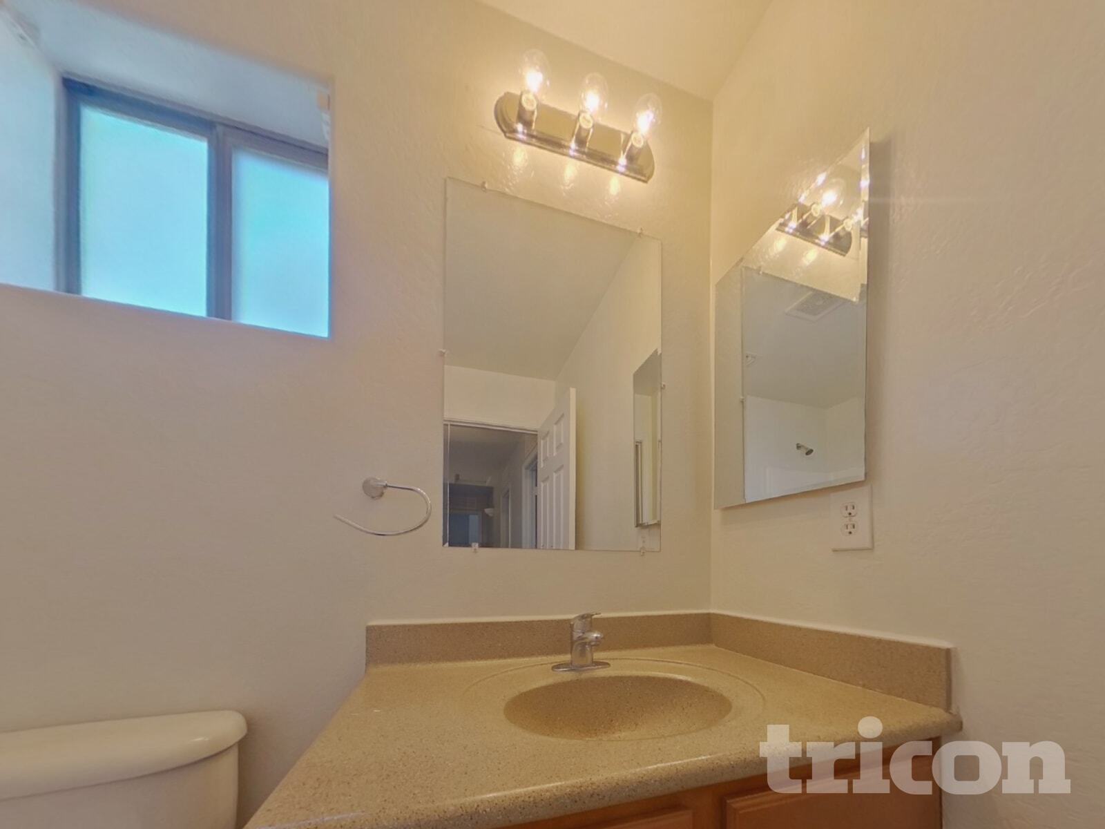 Building Photo - 23634 W Tamarisk Ave