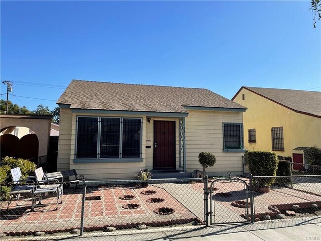 Primary Photo - 2408 Fashion Ave