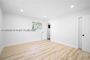 Building Photo - 1523 NE 148th St