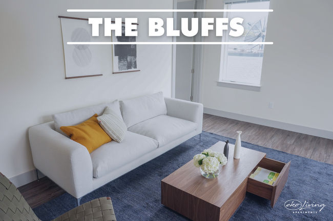 Interior Photo - The Bluffs