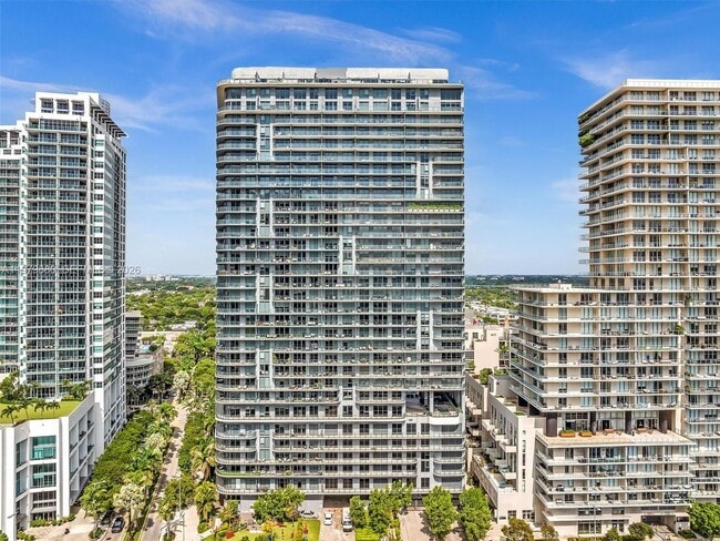 Building Photo - 121 NE 34th St