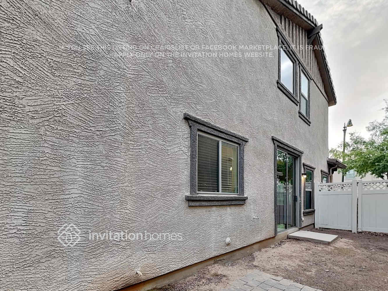 Building Photo - 941 S Deerfield Ln