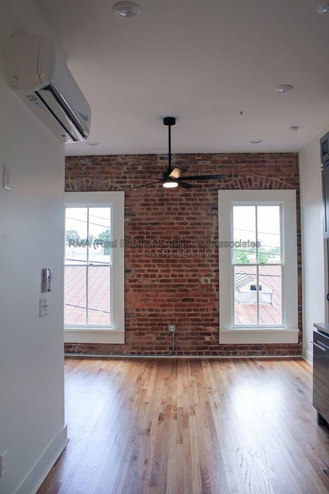 Building Photo - 6 Zebulon Street